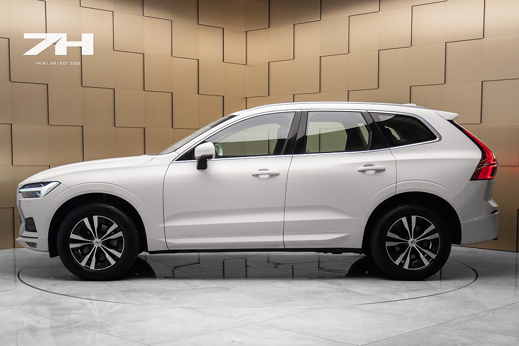 Volvo XC60 B4 Momentum Advanced SE Drag Värmare Keyless Kamera
