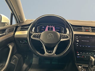 Volkswagen Passat Sportscombi 2.0 TDI 4M Drag/Kamera/D&M-Värmare/S&V-Däck – bild 9