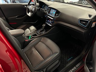 Hyundai IONIQ Plug-in 1.6 8.9 kWh 164hk Bkam/SoV/MoK/Drag