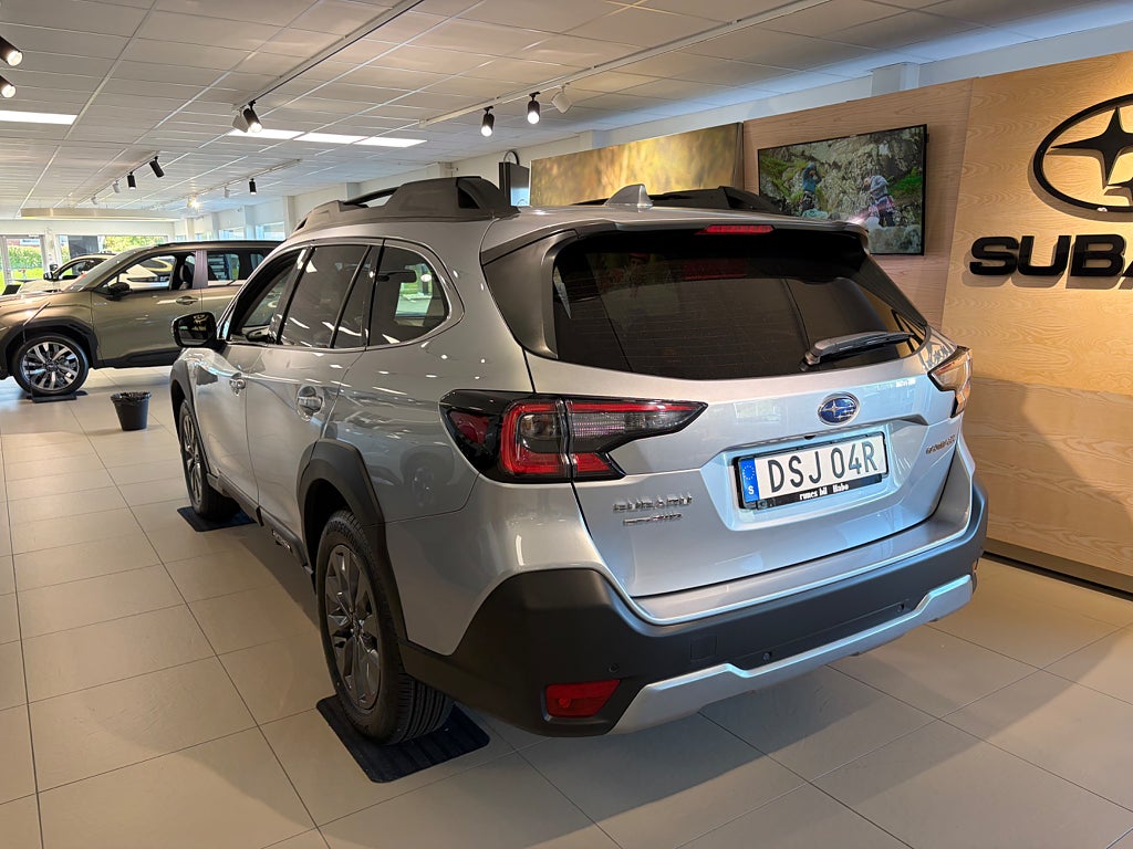 Subaru Outback 2025 - miniatyr 3