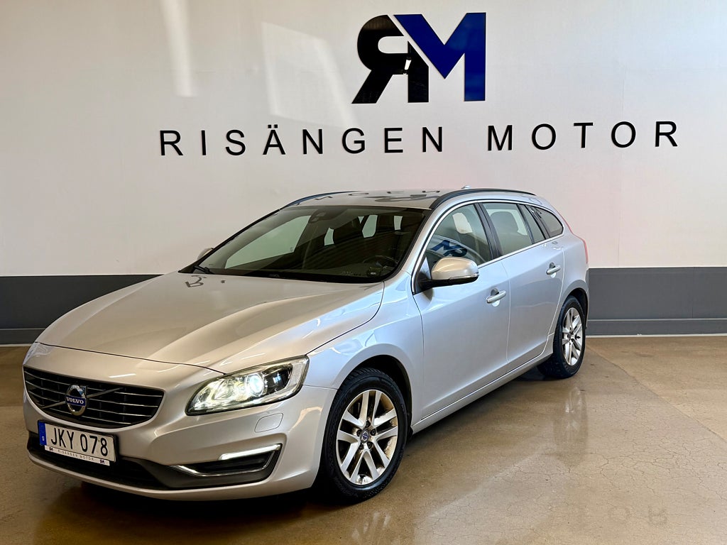 Volvo V60 2.0 T4 Geartronic Momentum  