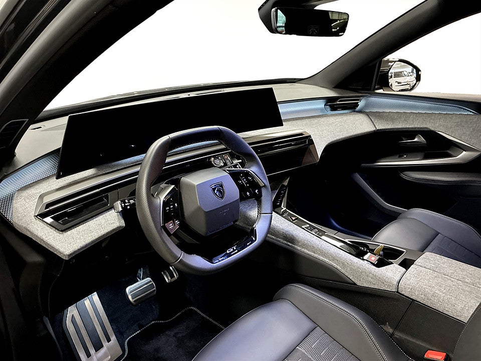 Bild på Peugeot 5008 GT Hybrid 145hk Aut 7-SITS B-KAMERA CARPLAY