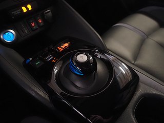 Halvkombi Nissan Leaf 21 av 22