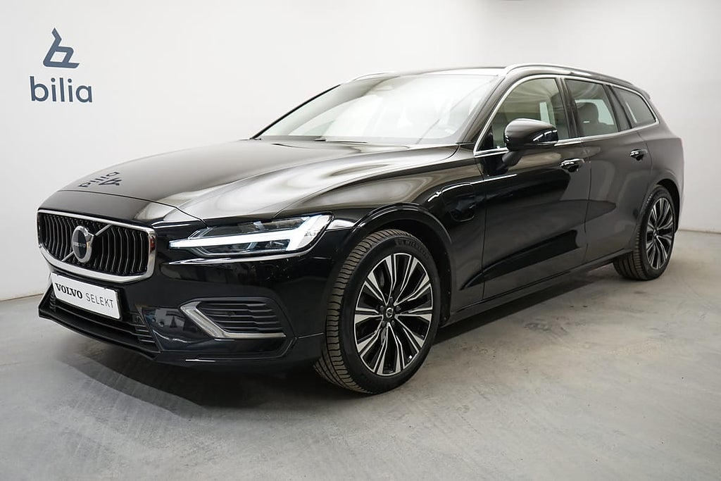 Volvo V60 Recharge T6 Core Edition, Dragkrok, on call