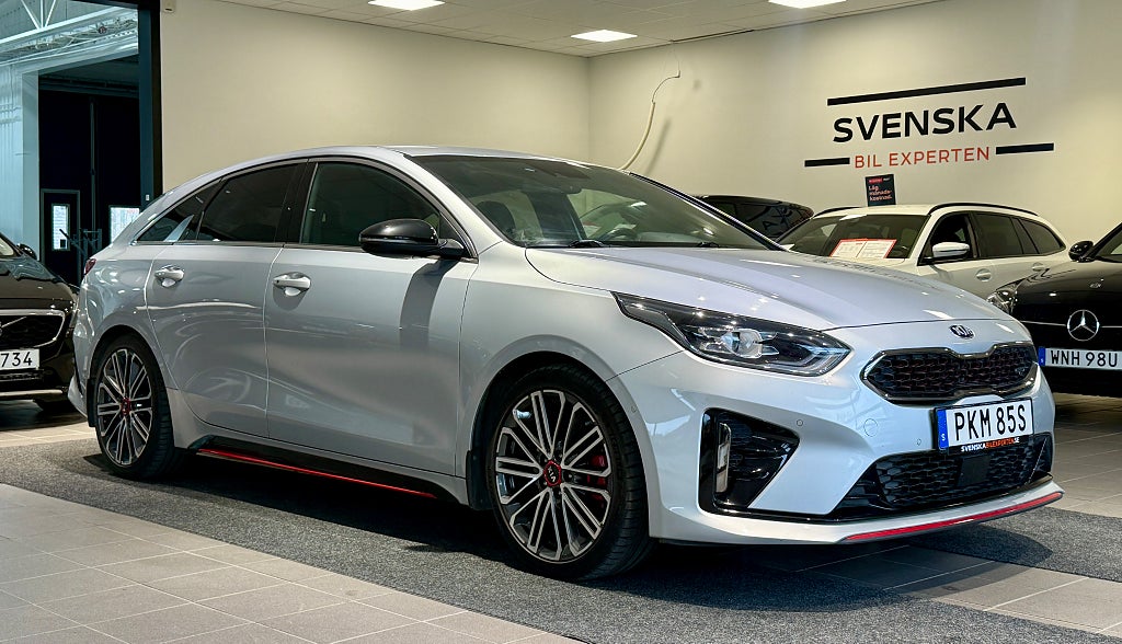 Kia ProCee'd GT  1.6 T-GDI  204hk /JBL/carplay/B-Kamera/Navi