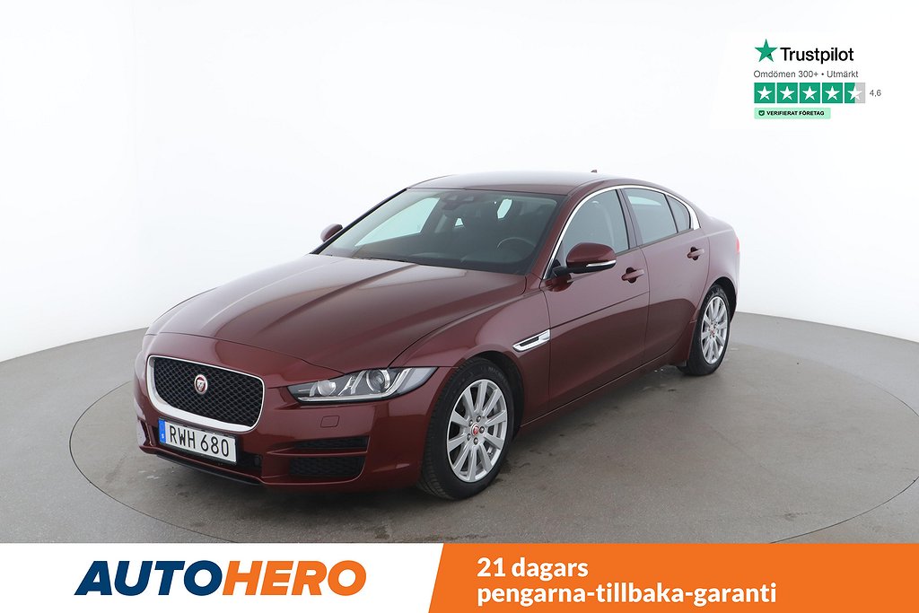 Jaguar XE 20d Pure / Motorvärmare, GPS, 180 HK