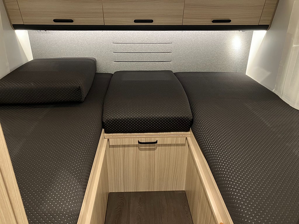 Sun Living A 75 SL / Automat/ B-körkort / 165 Hk / 5 bäddar - Sun Living