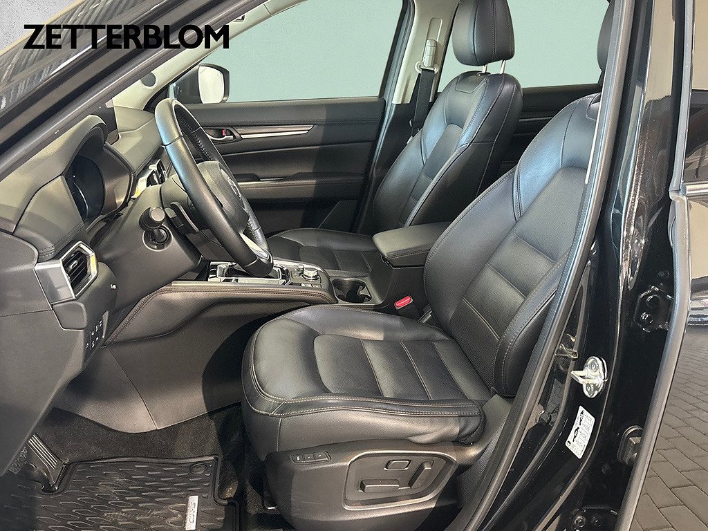 SUV Mazda CX-5 7 av 17