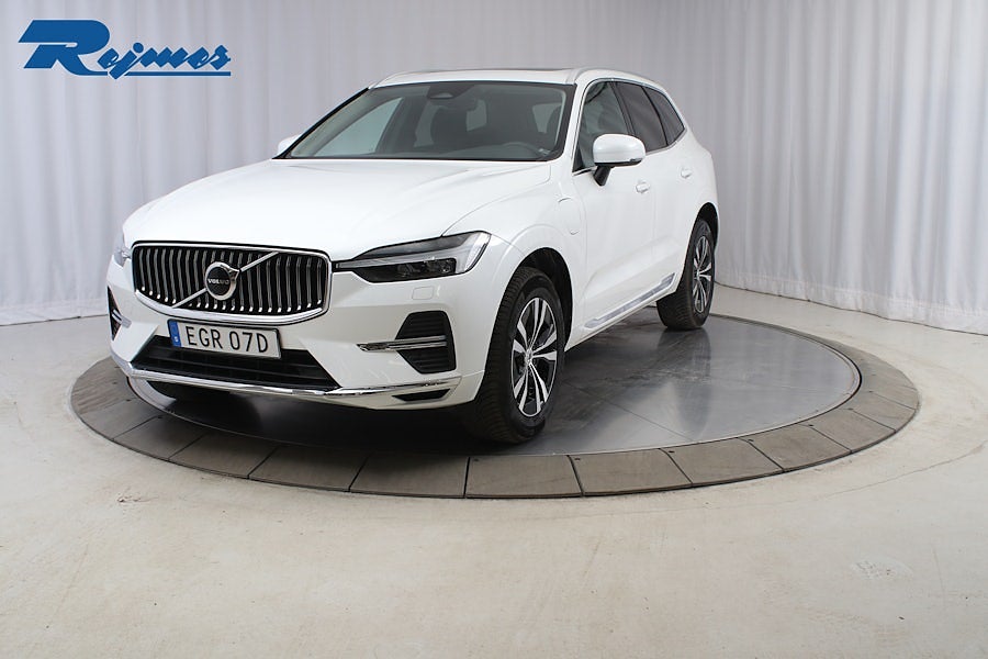 Volvo XC60 Recharge T6 Core Edition