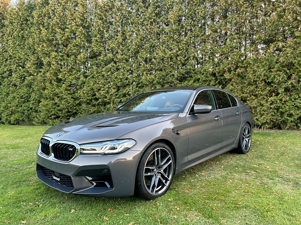 BMW M5 600hk / M Drive / HuD / 360