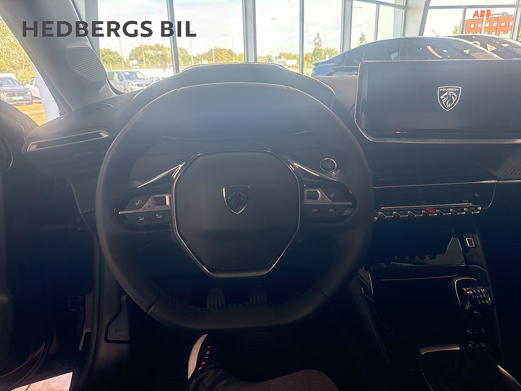 Peugeot 208 1.2 PT Allure 100HK thumbnail