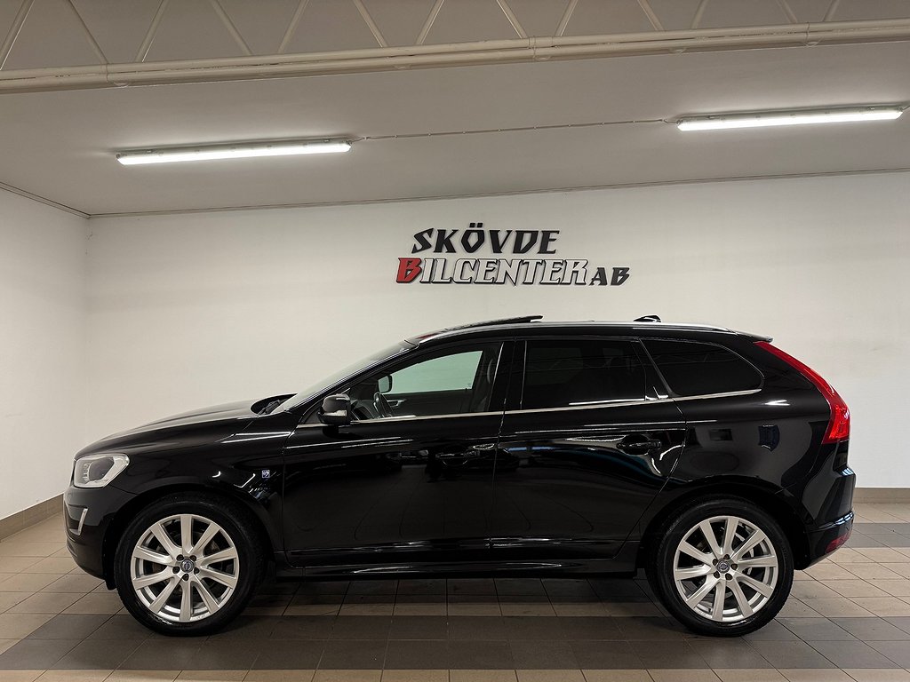 Volvo XC60 D4 AWD Ocean Race /Panorama/GPS/1-Ägare/KeylessGO