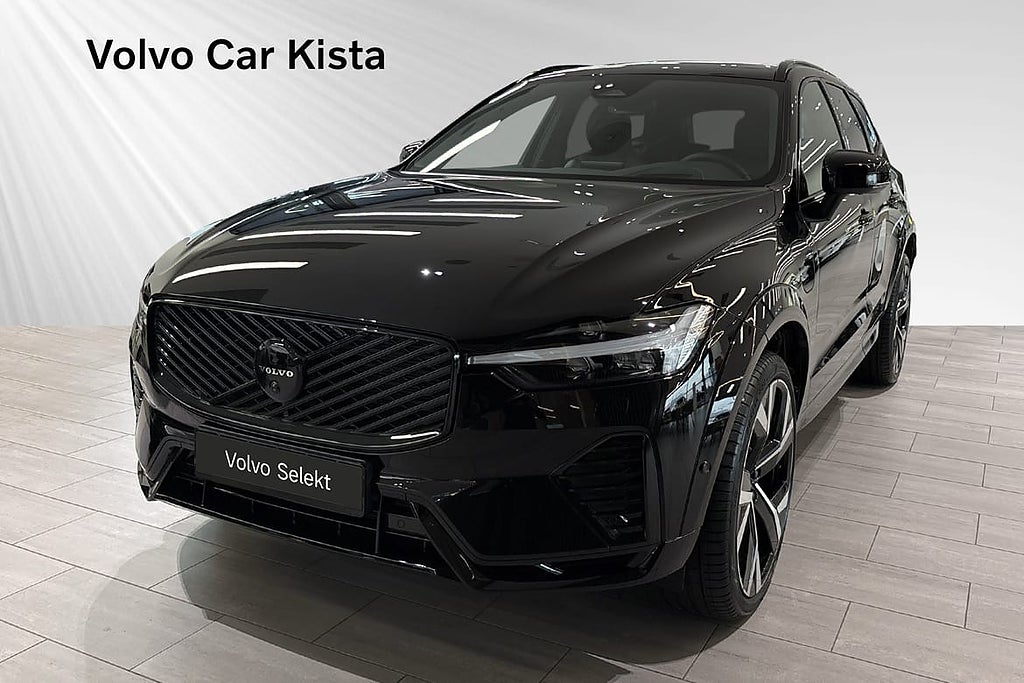 Volvo XC60 T6 Plus Black Nordic Panorama B/W Luftfj Drag 360Kamera