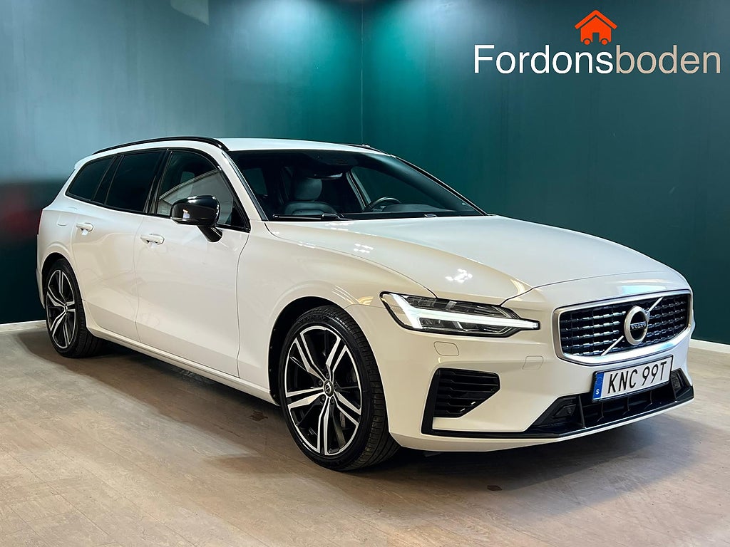 Volvo V60 Recharge T6 AWD R-Design Skinn H/K Drag B-Kamera 340hk