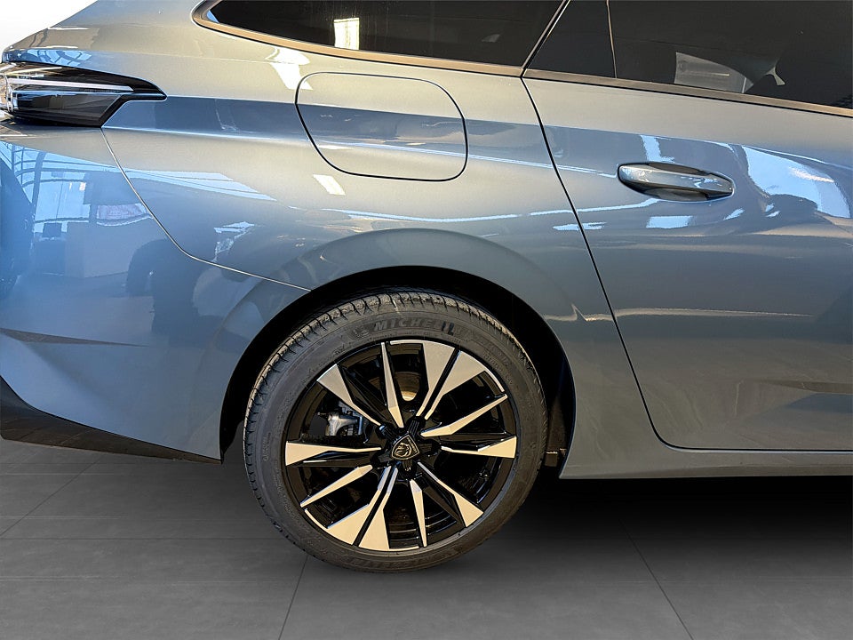 Bild på Peugeot 308 SW Allure Hybrid - OMGÅENDE LEVERANS!