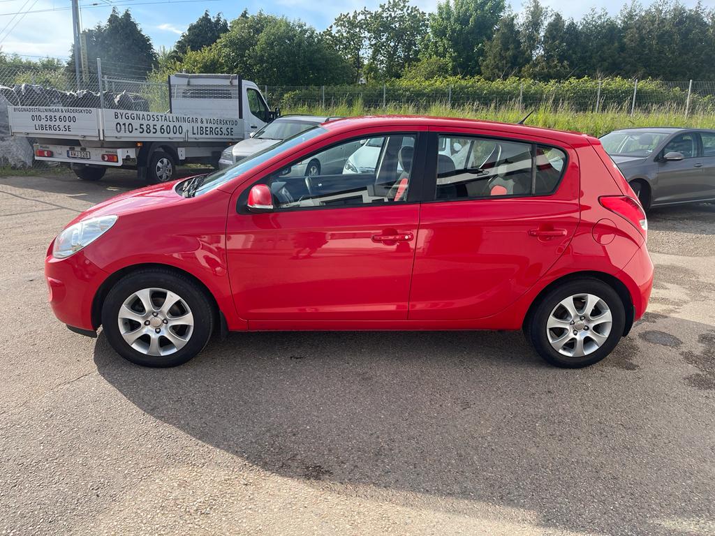 Hyundai i20 5-dörrar 1.2 77hk 2012, bild 3/39
