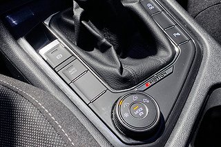 SUV Volkswagen Tiguan 19 av 27