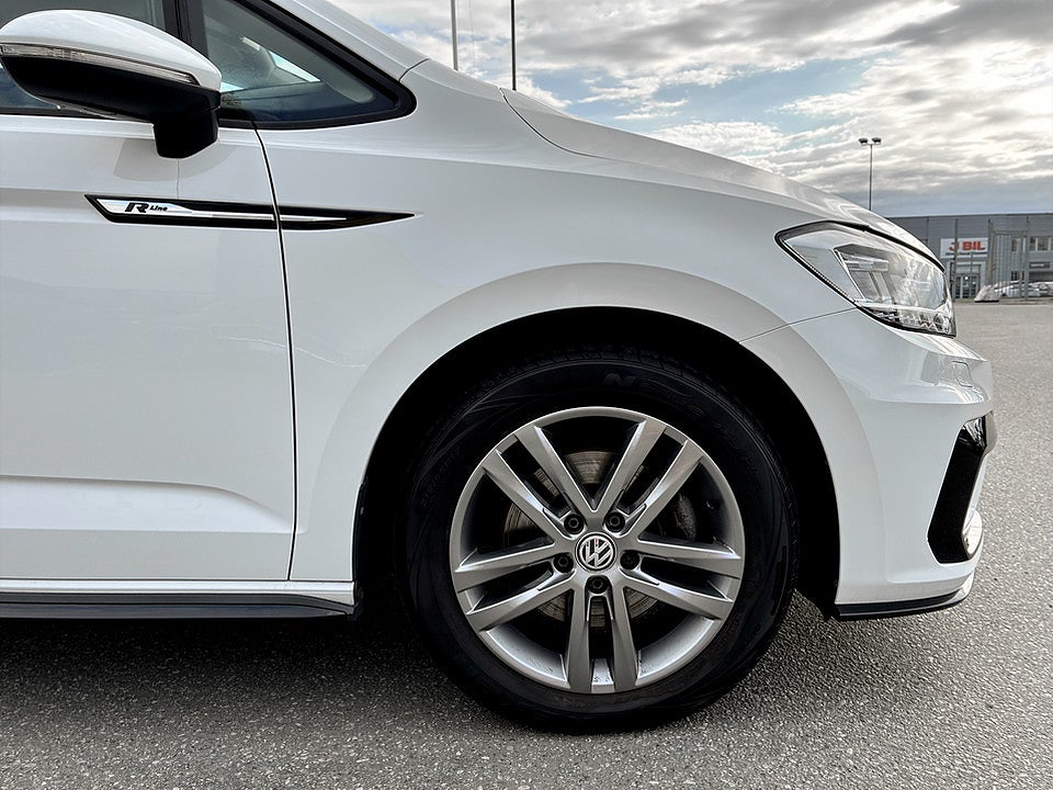 Bild på Volkswagen Touran Base 1.5 TSI ACT 150hk Aut 7-SITS B-KAMERA 