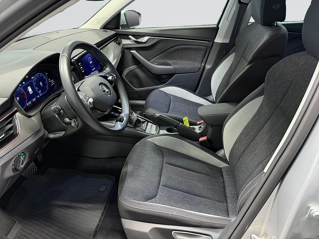 Skoda Kamiq 1.0 TSI Adventure Edition Style Drag Adapt-fart Bkamera bild 9