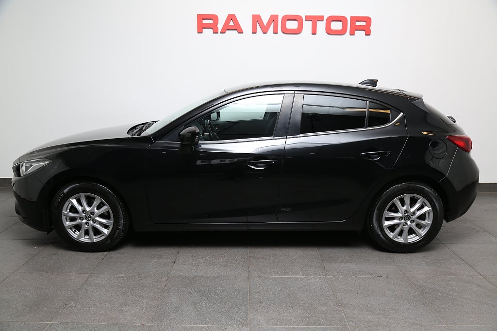 Mazda 3 2,0 SKYACTIV-G 120hk Aut 5D Navi P-sensorer 2013