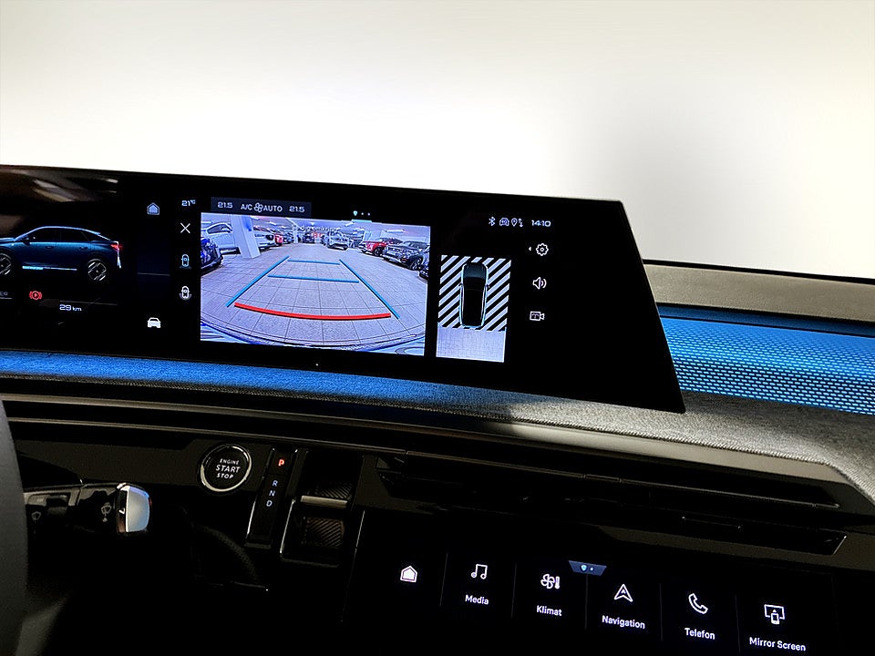 Bild på Peugeot E-3008  GT 85kWh 214hk Aut B-KAMERA CARPLAY