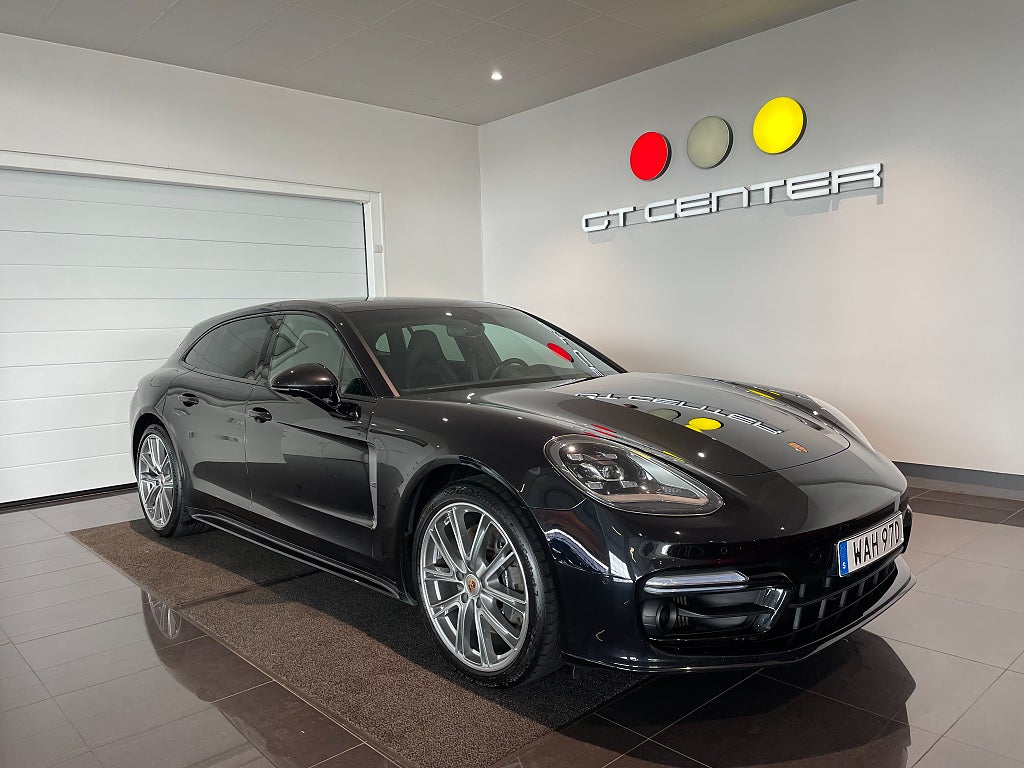 Porsche Panamera 4 E-Hybrid Sport Turismo Sportdesign PLT Edition MOMS