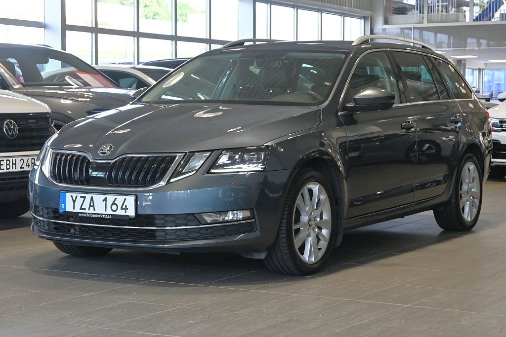 Skoda Octavia Kombi 1.5 TSI Style 150hk Drag Värmare Navi 