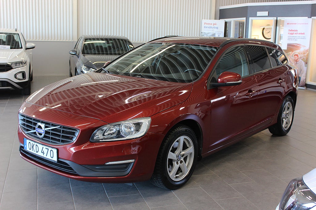 Volvo V60 T3 Kinetic 152Hk Drag V-Hjul