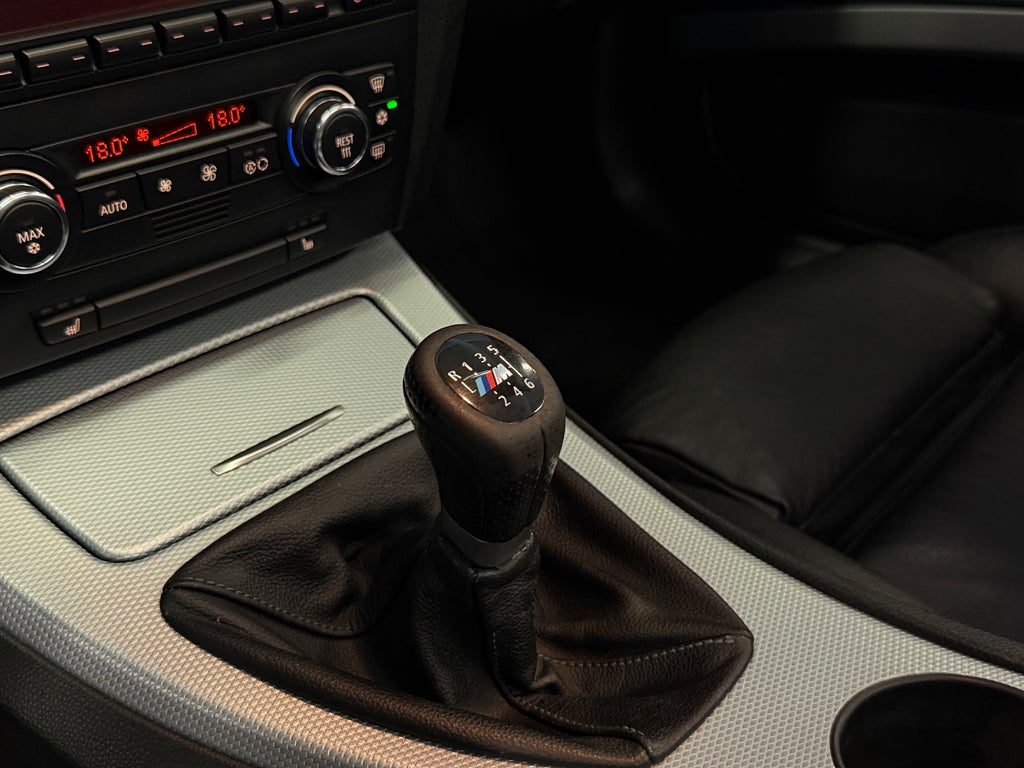BMW 330d 2009 - miniatyr 24