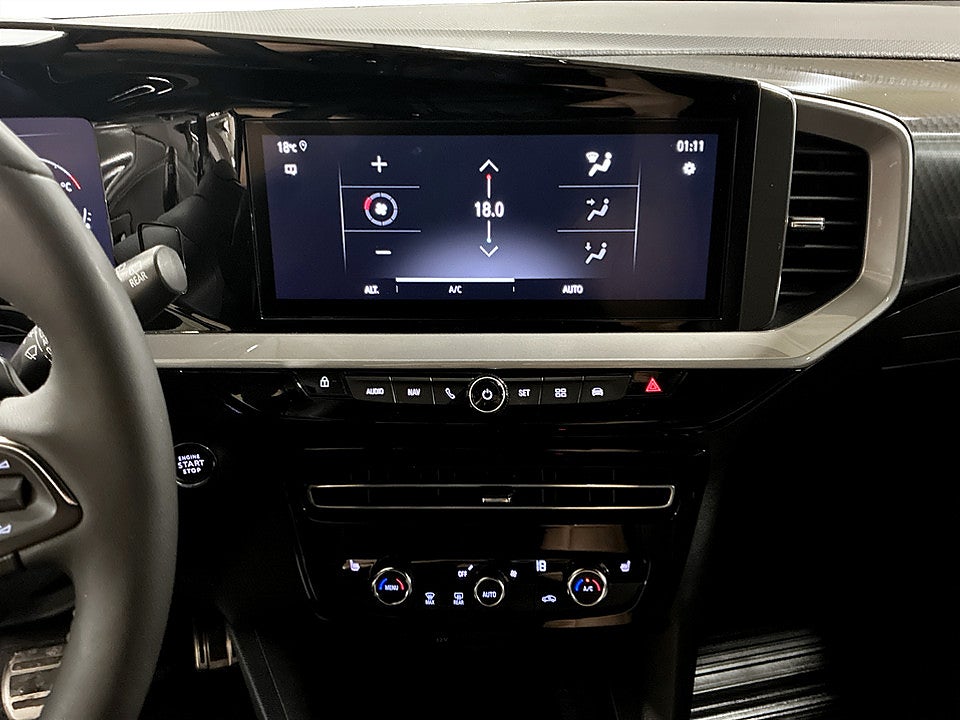 Bild på Opel Mokka Ultimate 1.2 Turbo 130hk Aut B-KAMERA CARPLAY