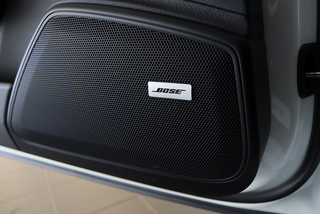 Porsche Panamera 4 E-Hybrid Sport Turismo Facelift PASM Pano Bose