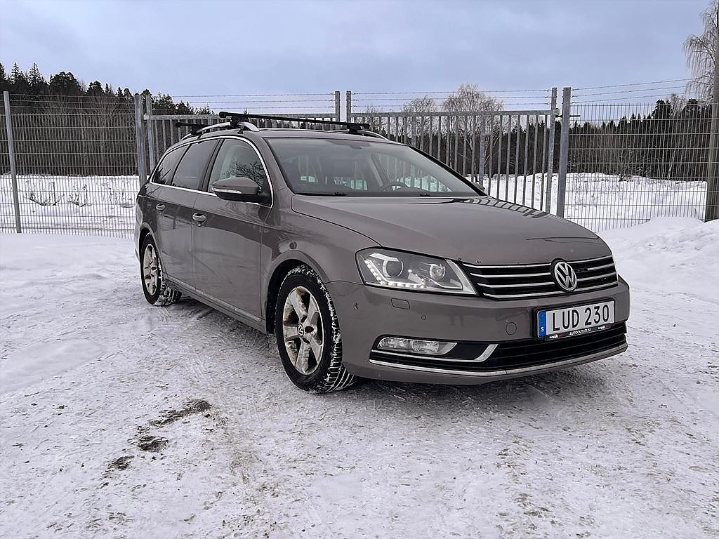 Volkswagen Passat Variant 2.0 TDI 4M Pano Skinn Värmare Drag