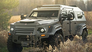 Under motorhuven finne en V8-motor som är kopplad till en automatlåda. Foto: Collecting Cars. 