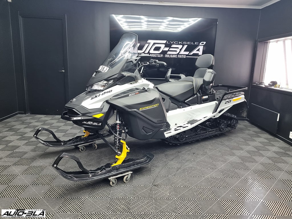 Ski-Doo Expedition LE 900 ACE Turbo