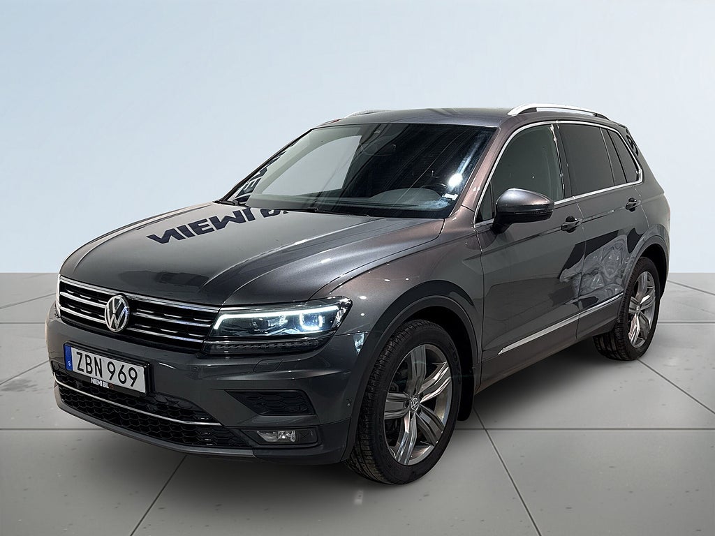 Volkswagen Tiguan 2.0 AWD Executive Drag Dvärm Kamera Cockpit S/V-hjul