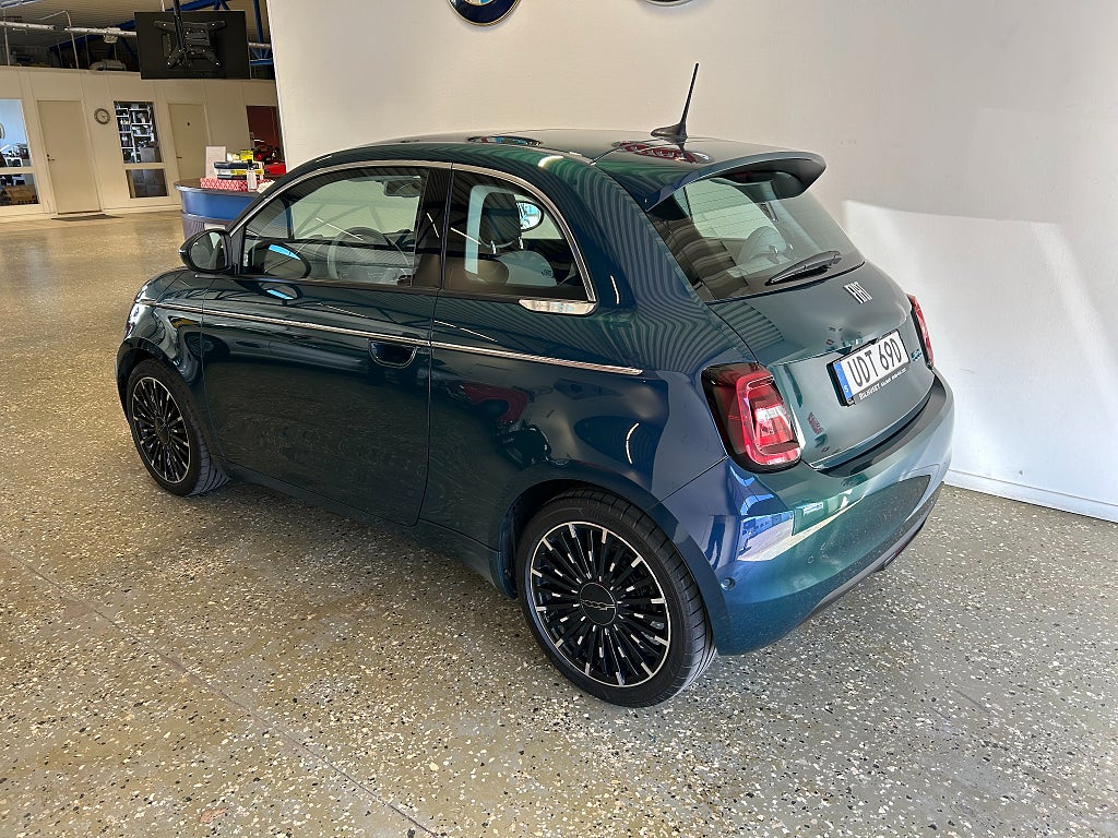 Fiat 500e 2021 - miniatyr 2