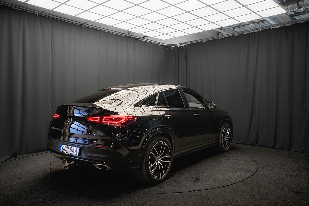Mercedes-Benz GLE 350 de 4M Coupé AMG PANO LUFT 22" BUR HUD MOMS DRAG