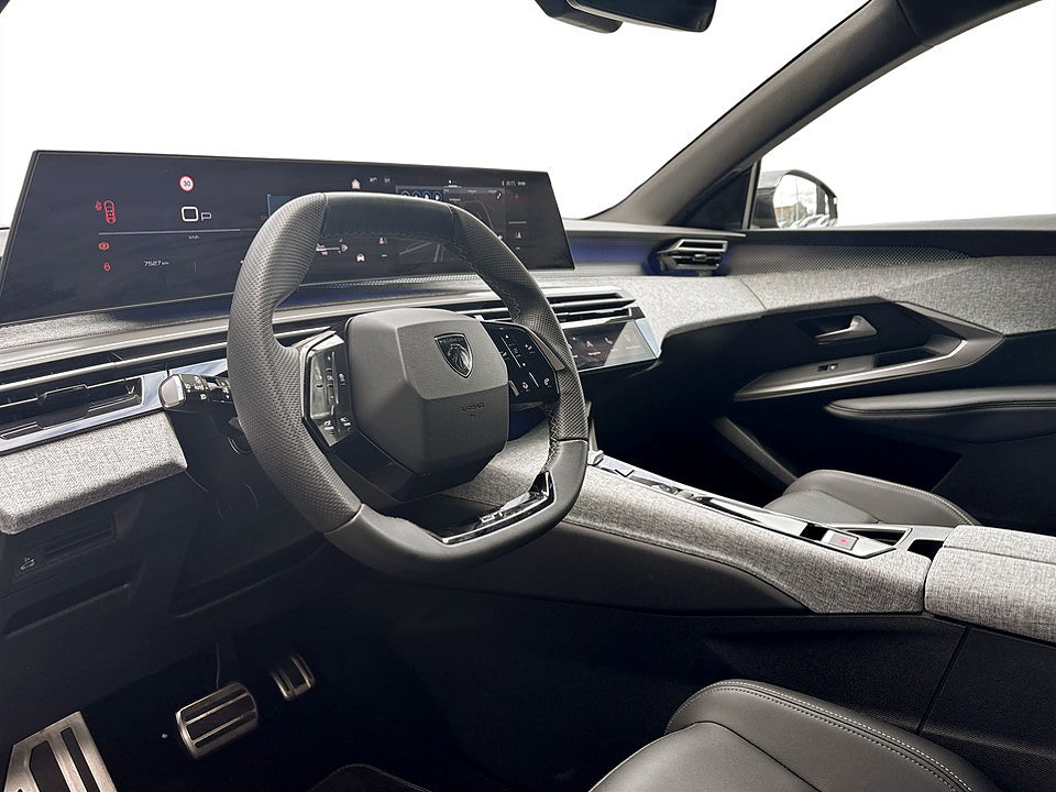 Bild på Peugeot 5008 GT Hybrid 145hk Aut KAMPANJ BRÄNSLE INGÅR