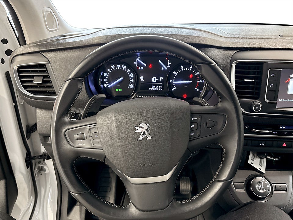 Bild på Peugeot Expert PRO+ 2.0 BHDi 145hk Aut L3 B-KAMERA DRAG