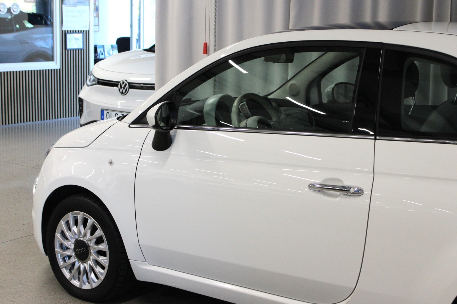 Fiat 500 1.2 69hk Lounge, Panorama, S&V-hjul, Lågmil 2019 - miniatyr 13