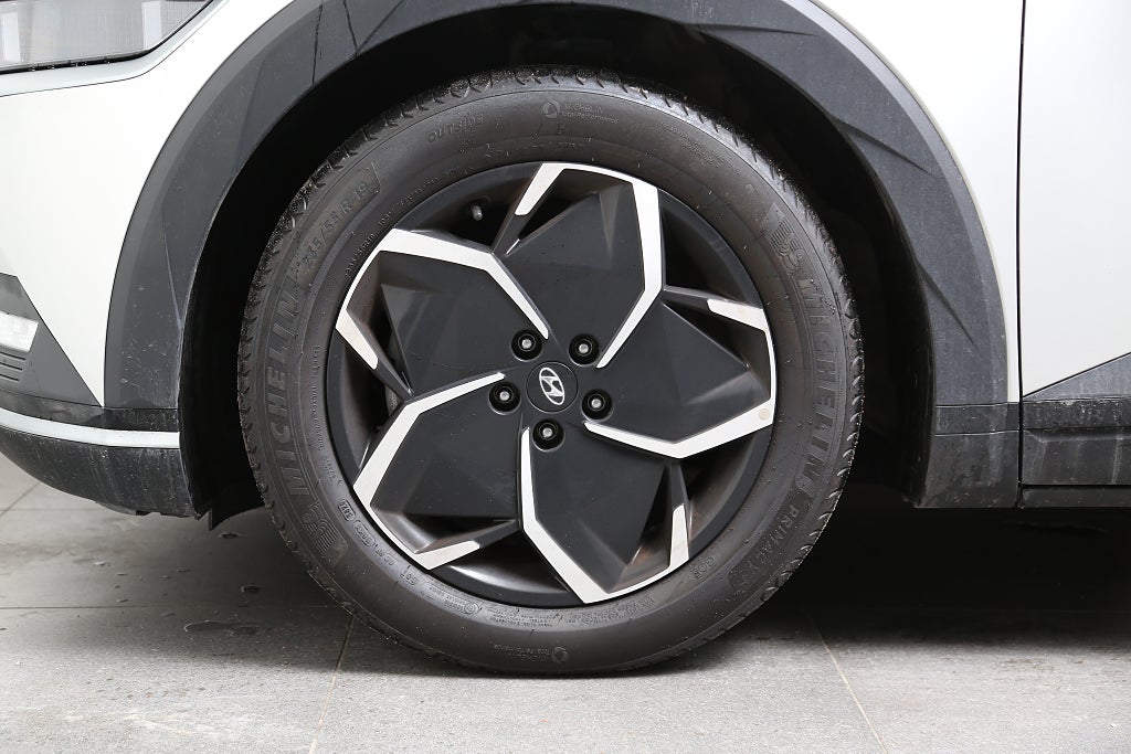 Hyundai IONIQ 5 72.6 kWh Essential | Navigation | Kamera 2022