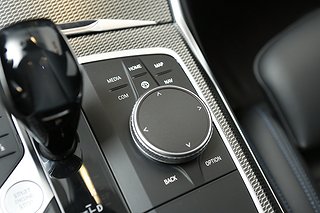 Kombi BMW 320 24 av 28