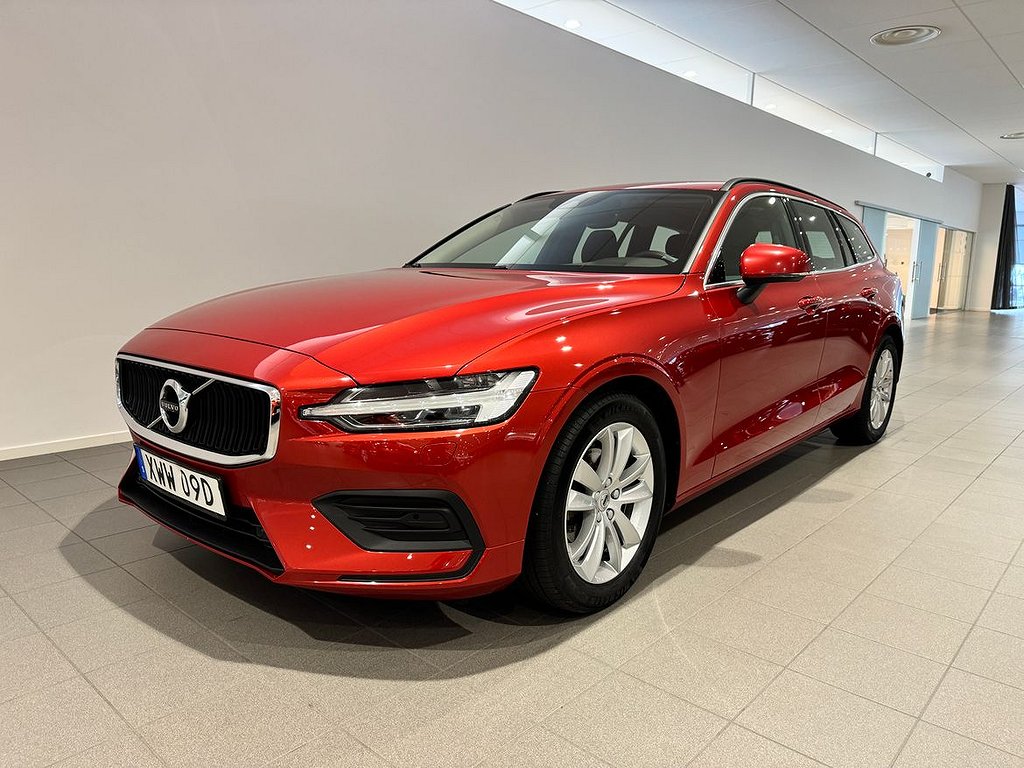 Volvo V60 B4 II Bensin MomAdv Navi Pro Edition