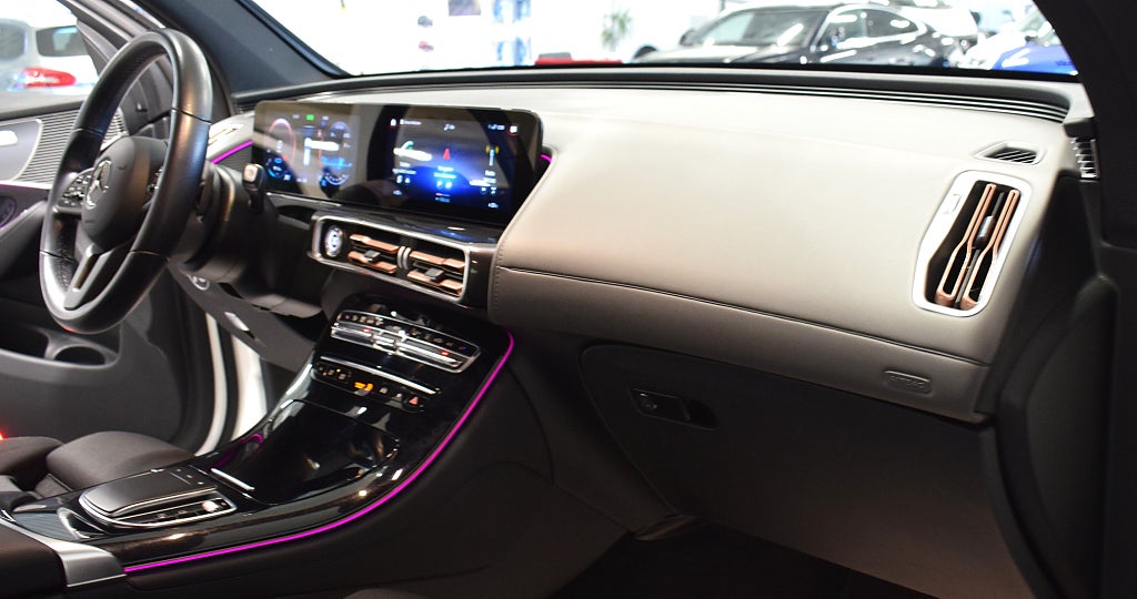 Mercedes-Benz EQC400 2021 - miniatyr 11