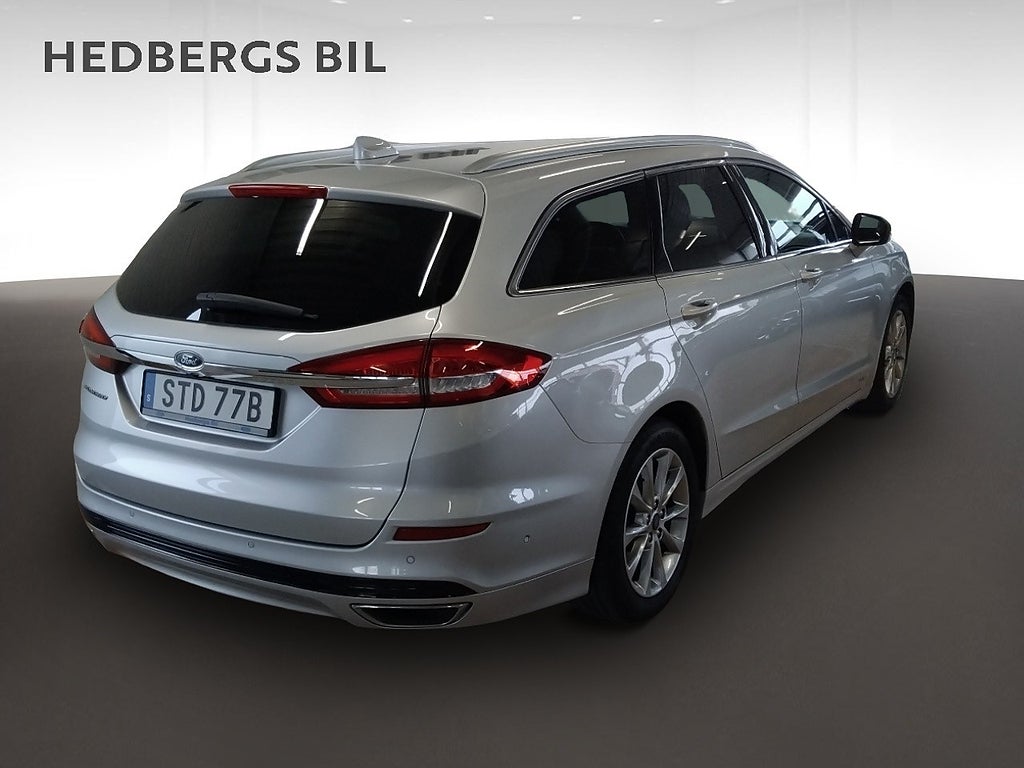 Ford Mondeo Kombi 2.0 EcoBlue AWD SelectShift Titanium thumbnail