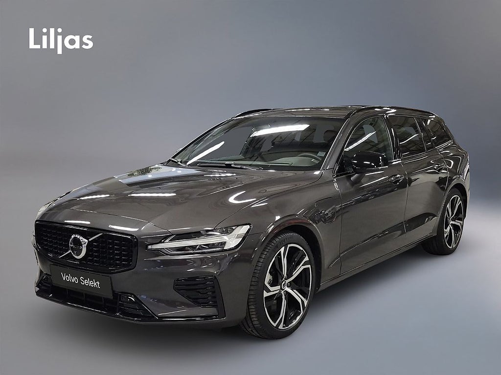 Volvo V60 T6 AWD Ultra Dark //Dragkrok//360-kamera//