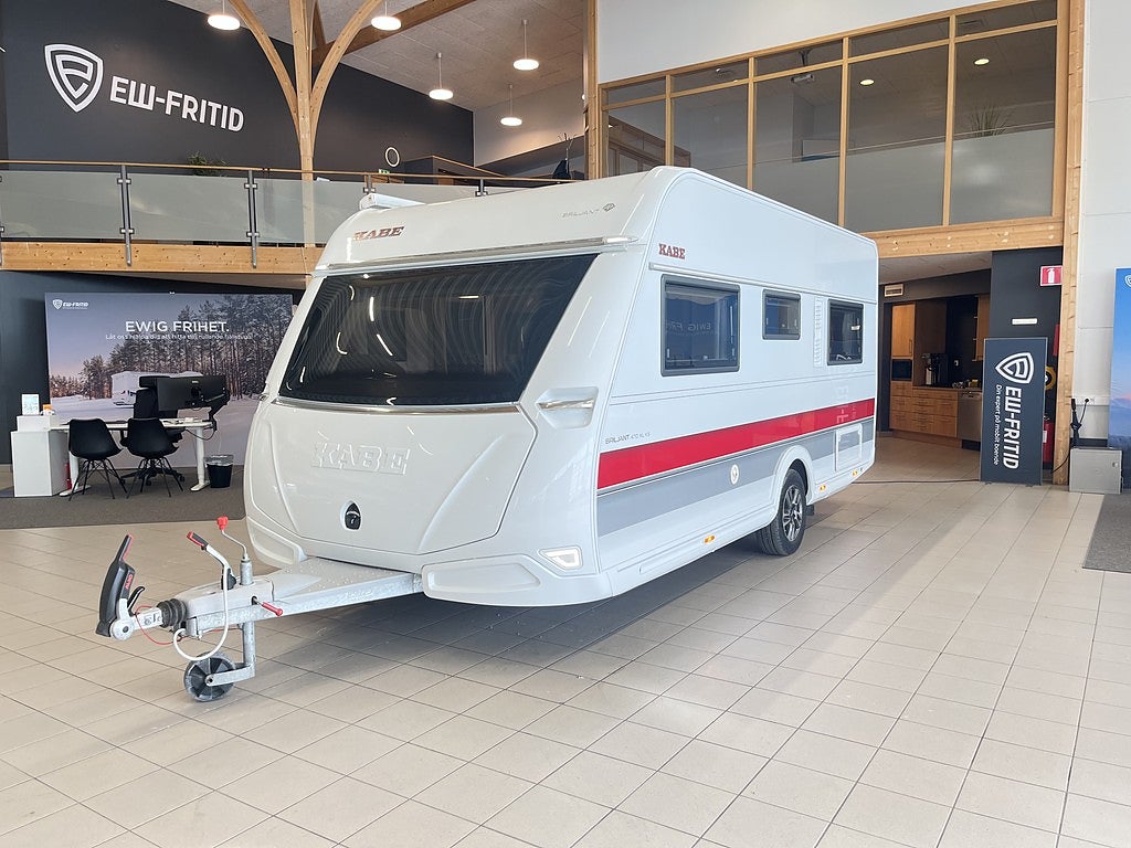 Kabe BRILJANT 470 XL KS (ALDE+1 600kg+Boxmarkis+Elsäng)