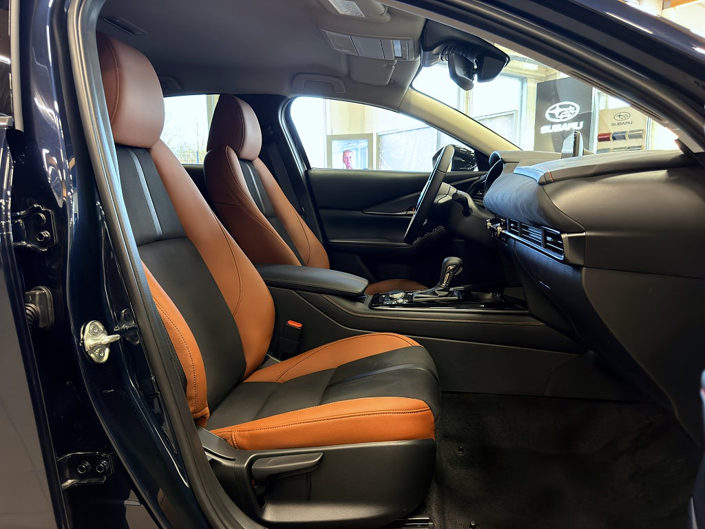 Mazda CX-30 2.5 e-SKYACTIV-G Nagisa /BOSE/Skinn/Navi/Stolsminne