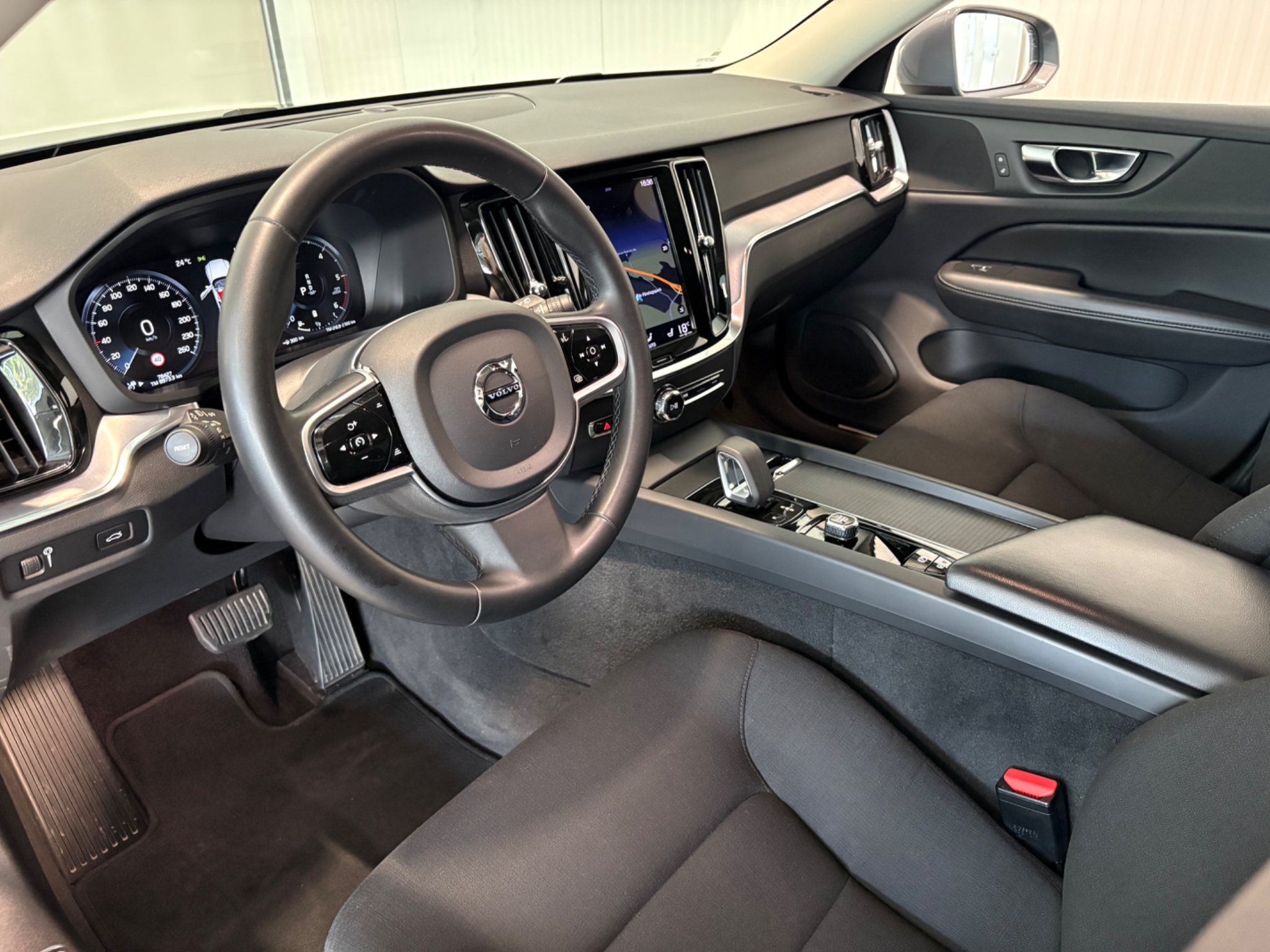 Volvo V60 Cross Country 2022, bild 7/60