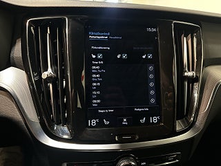 Volvo V60 Recharge T6 AWD R-Design Drag Pvärm Skinn Kamera SoV – bild 23